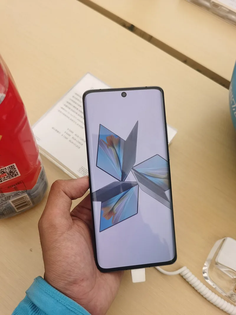 Huawei P50